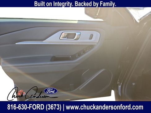 New 2026 Ford Explorer Active AWD/4WD image 22