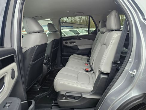New 2025 Honda Pilot EX-L image 18