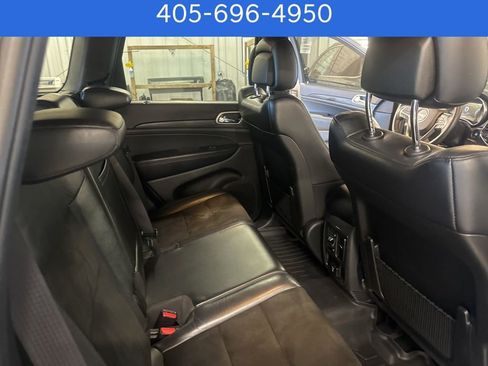 Used 2019 Jeep Grand Cherokee Altitude image 26