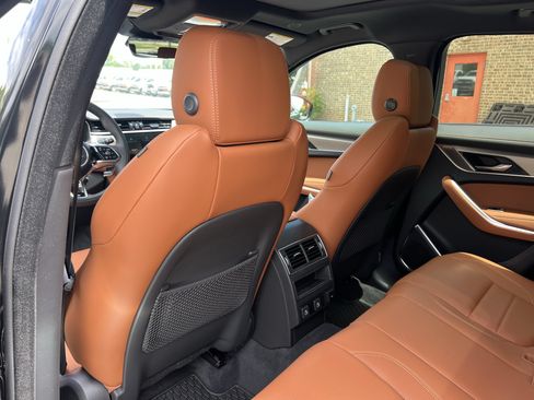 Used 2026 Jaguar F-PACE R-Dynamic S AWD/4WD image 20