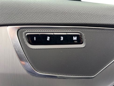 Certified 2024 Volvo XC90 B5 Core w/ Climate Package image 12