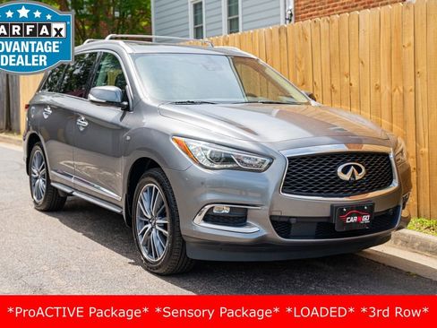 Used 2019 INFINITI QX60 Luxe w/ Sensory Package AWD/4WD image 3