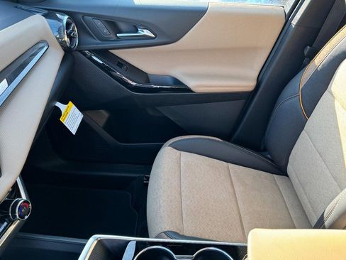 New 2026 Chevrolet Equinox ACTIV image 8