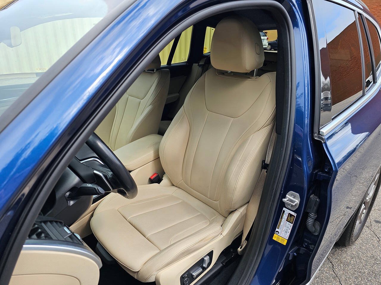 Used 2021 BMW X3 sDrive30i RWD image 14