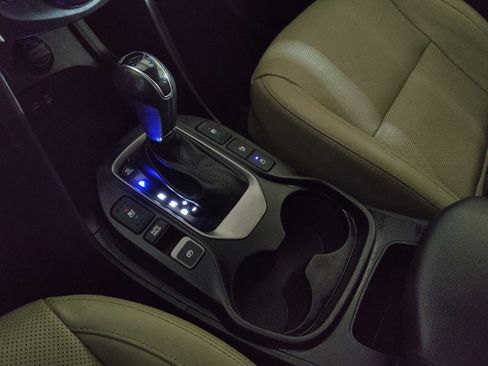 Used 2018 Hyundai Santa Fe SE w/ SE Ultimate Tech Package 03 image 26