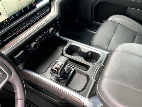 Used 2023 Chevrolet Silverado 1500 LTZ image 15