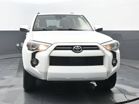 Used 2021 Toyota 4Runner SR5 RWD image 5