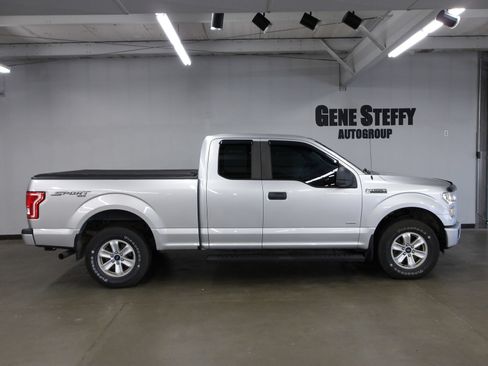 Used 2015 Ford F150 XL w/ Equipment Group 101A Mid AWD/4WD image 3