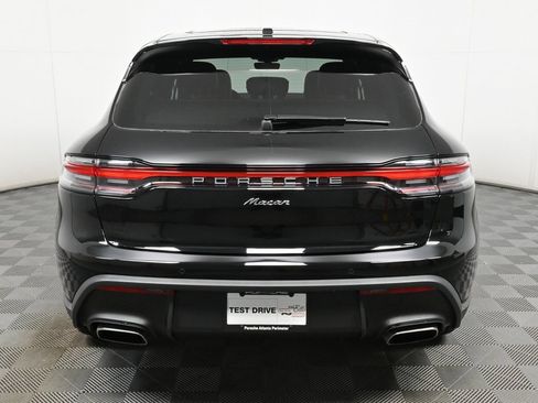 Certified 2025 Porsche Macan AWD image 23