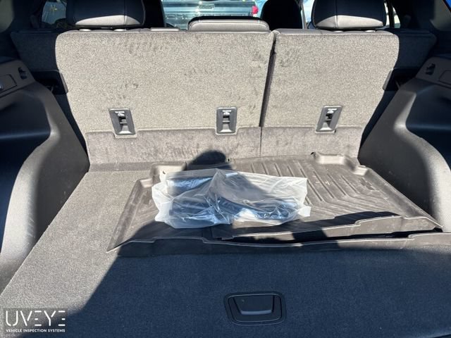 Used 2025 Chevrolet Blazer EV LT AWD/4WD image 10
