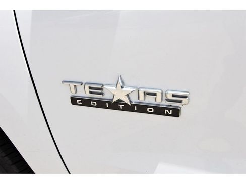 Used 2025 Chevrolet Silverado 1500 LT RWD image 9