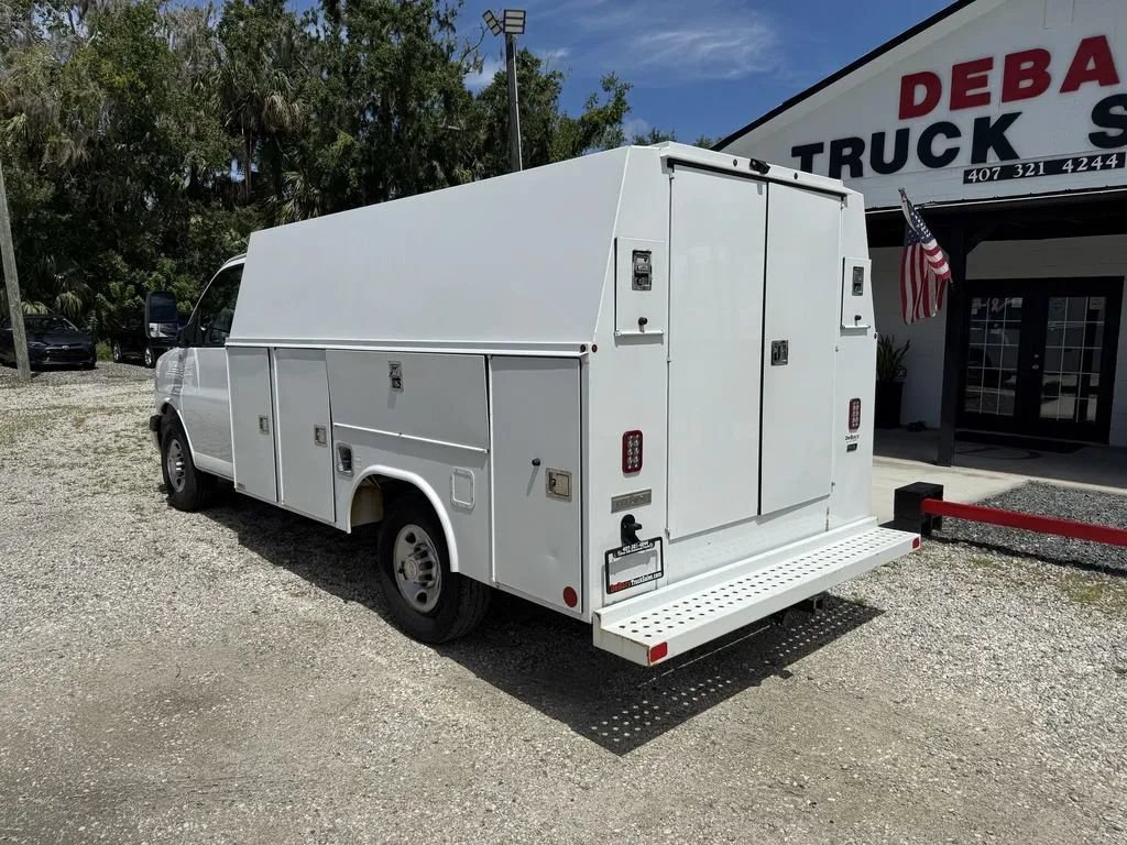 Used 2021 Chevrolet Express 3500 w/ Power Convenience Package RWD image 5