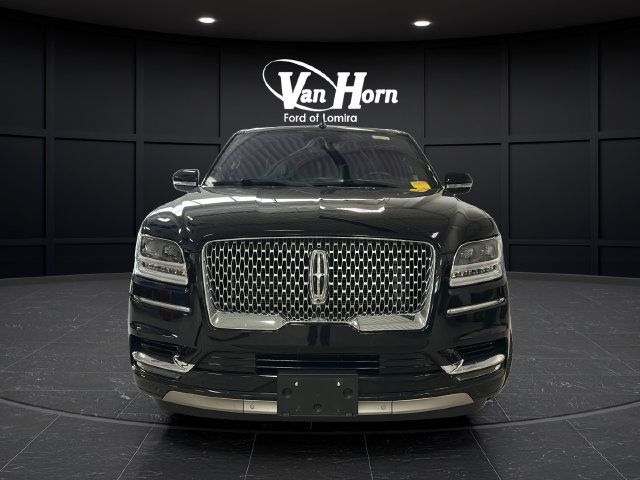 Used 2020 Lincoln Navigator L Reserve w/ Luxury Package AWD/4WD image 2