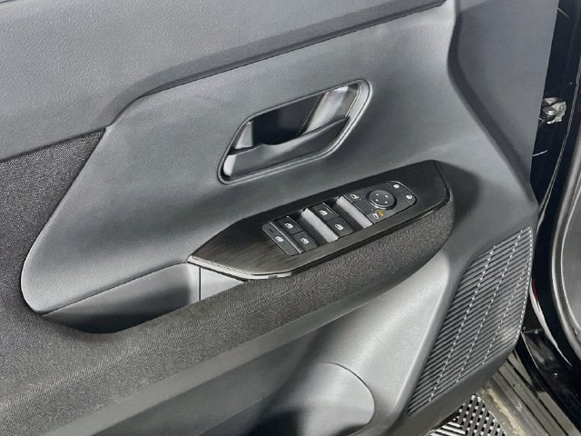New 2026 Nissan Kicks S FWD image 16