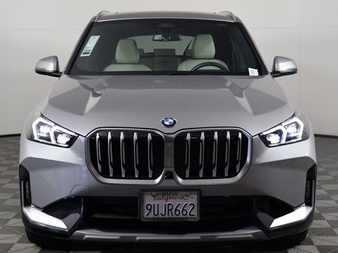 Used 2025 BMW X1 xDrive28i w/ Premium Package AWD/4WD image 2