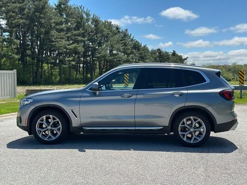 Used 2024 BMW X3 xDrive30i w/ Premium Package w/ZPA AWD/4WD image 4