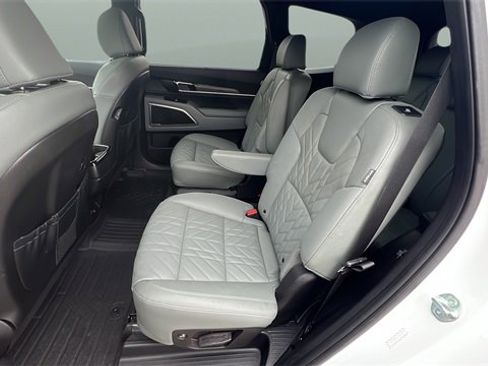 Used 2024 Kia Telluride EX X-Line image 31