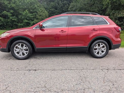 Used 2014 MAZDA CX-9 Touring w/ Touring Technology Package FWD image 2