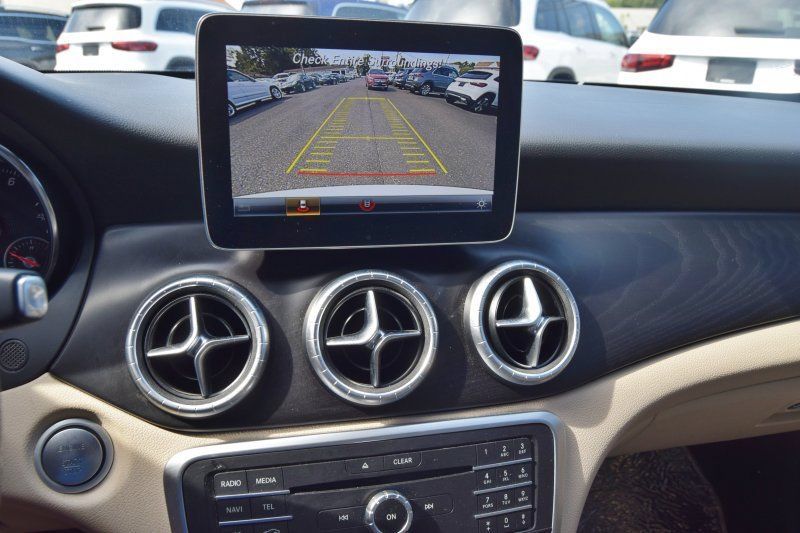 Used 2019 Mercedes-Benz CLA 250 4MATIC w/ Premium Package image 29