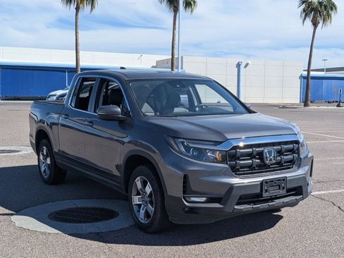 Used 2025 Honda Ridgeline RTL image 3