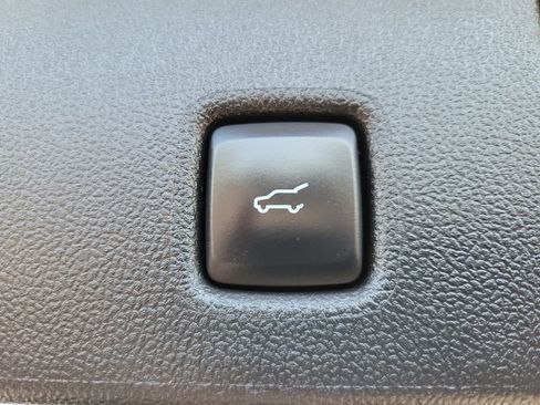Used 2024 Ford Escape Active w/ Tech Pack #2 AWD/4WD image 10