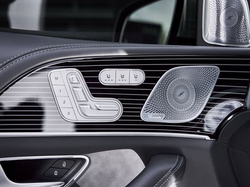 Used 2021 Mercedes-Benz Maybach GLS 600 4MATIC image 28