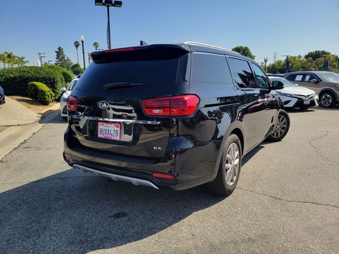 Certified 2021 Kia Sedona EX w/ EX Premium Package FWD image 2
