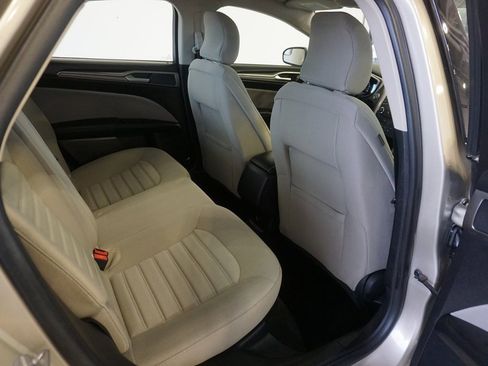 Used 2018 Ford Fusion S image 19