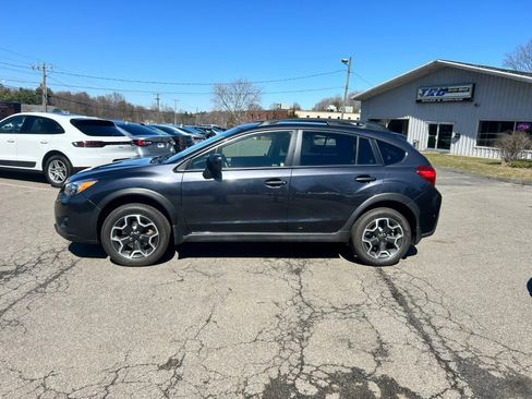 Used 2014 Subaru Crosstrek 2.0i Premium image 3