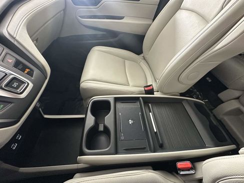 Used 2025 Honda Odyssey EX-L image 39