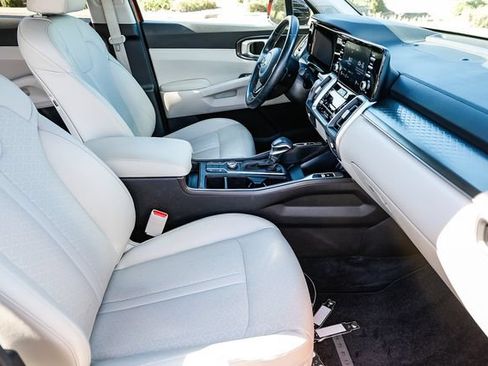 Used 2021 Kia Sorento S w/ Panoramic Sunroof Package AWD/4WD image 20