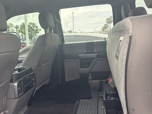 Used 2018 Ford F350 XLT w/ FX4 Off-Road Package image 8