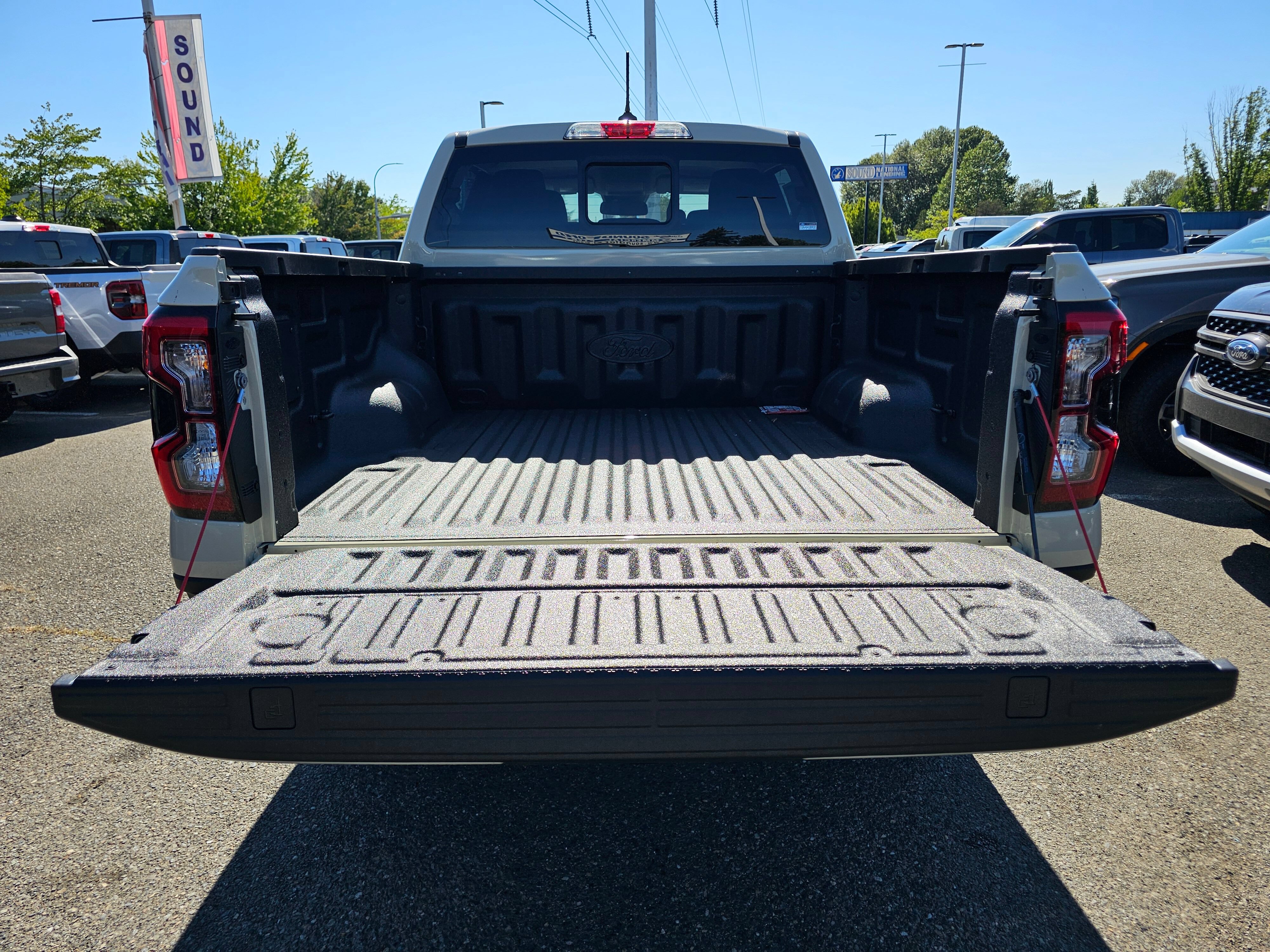 New 2026 Ford Ranger XLT w/ FX4 Off-Road Package AWD/4WD image 10