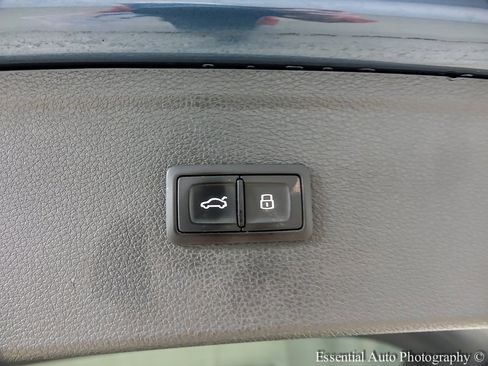 Used 2018 Audi Q5 2.0T Premium Plus w/ Premium Plus Package image 24