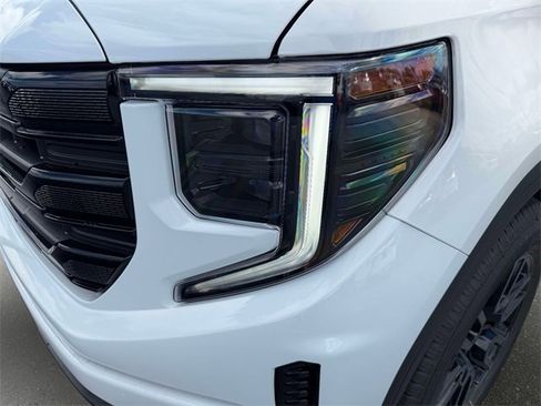 New 2026 GMC Sierra 1500 Elevation w/ Preferred Package image 9