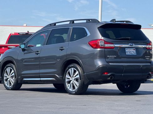 Used 2020 Subaru Ascent Limited w/ Technology Package AWD/4WD image 7