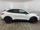 Used 2020 Ford Escape SE Sport image 4