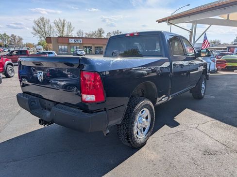 Used 2016 RAM 2500 Tradesman w/ Chrome Appearance Group AWD/4WD image 8