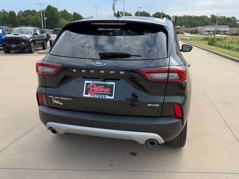 Used 2025 Ford Escape Platinum AWD/4WD image 8