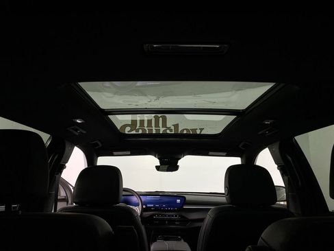 Used 2026 Buick Enclave Sport Touring w/ Power Package FWD image 21