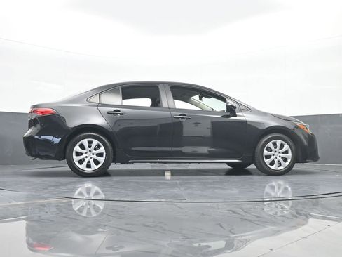 Used 2022 Toyota Corolla LE image 55