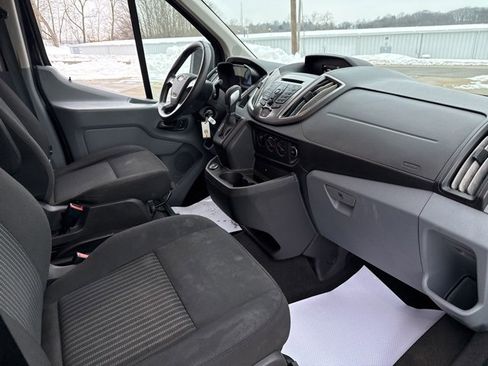 Used 2018 Ford Transit 350 XLT image 34