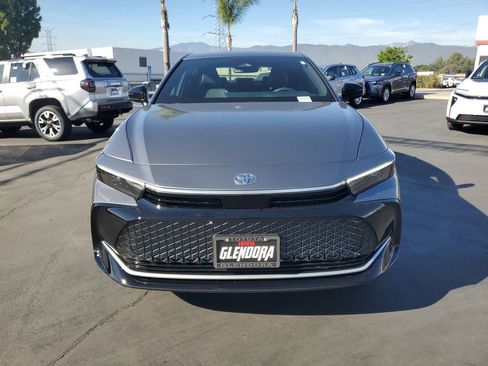 New 2026 Toyota Crown XLE image 8