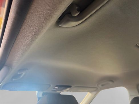 Certified 2024 Kia Seltos S image 23