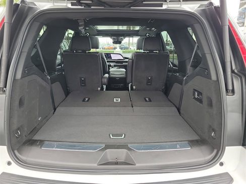 Certified 2023 Cadillac Escalade Sport w/ LPO, ONYX Package image 26