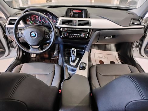 Used 2017 BMW 320i Sedan image 21