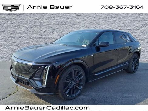New 2026 Cadillac Lyriq V w/ Exterior Carbon Fiber Package image 10