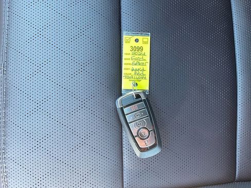 New 2026 Ford Explorer Platinum image 31