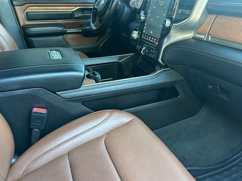 Used 2022 RAM 1500 Limited w/ Trailer Tow Group image 15