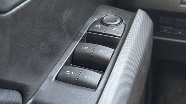 New 2026 Chevrolet Colorado Trail Boss AWD/4WD image 14
